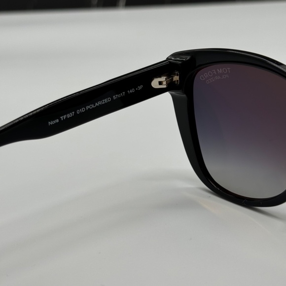 NEW TOM FORD TF937 01D POLARIZED WOMEN SUNGLASSES TOM FORD NORA FT0937/S